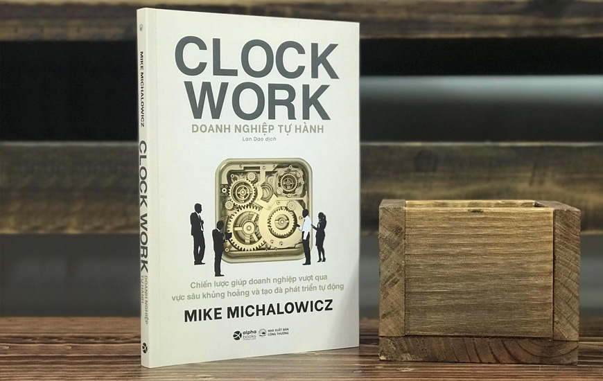 summary of Clock by Mike Michalowicz